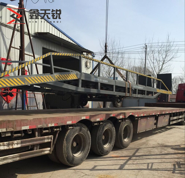 咸阳移动式登车桥装车发货